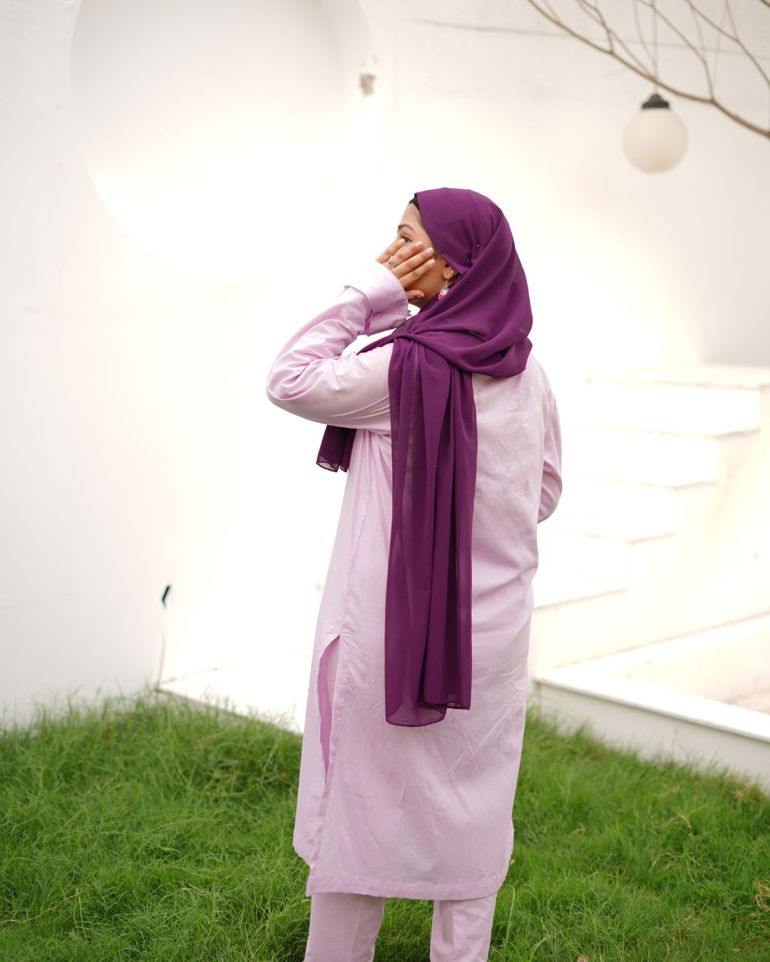 lilac lawn stitched 2-piece suit – kameez and trouser design