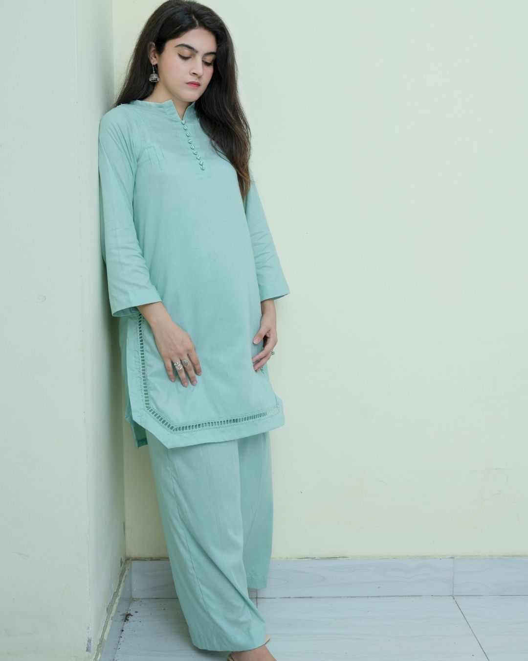 Aqua Lawn Stitched 2-Piece Suit – Kameez & Trouser