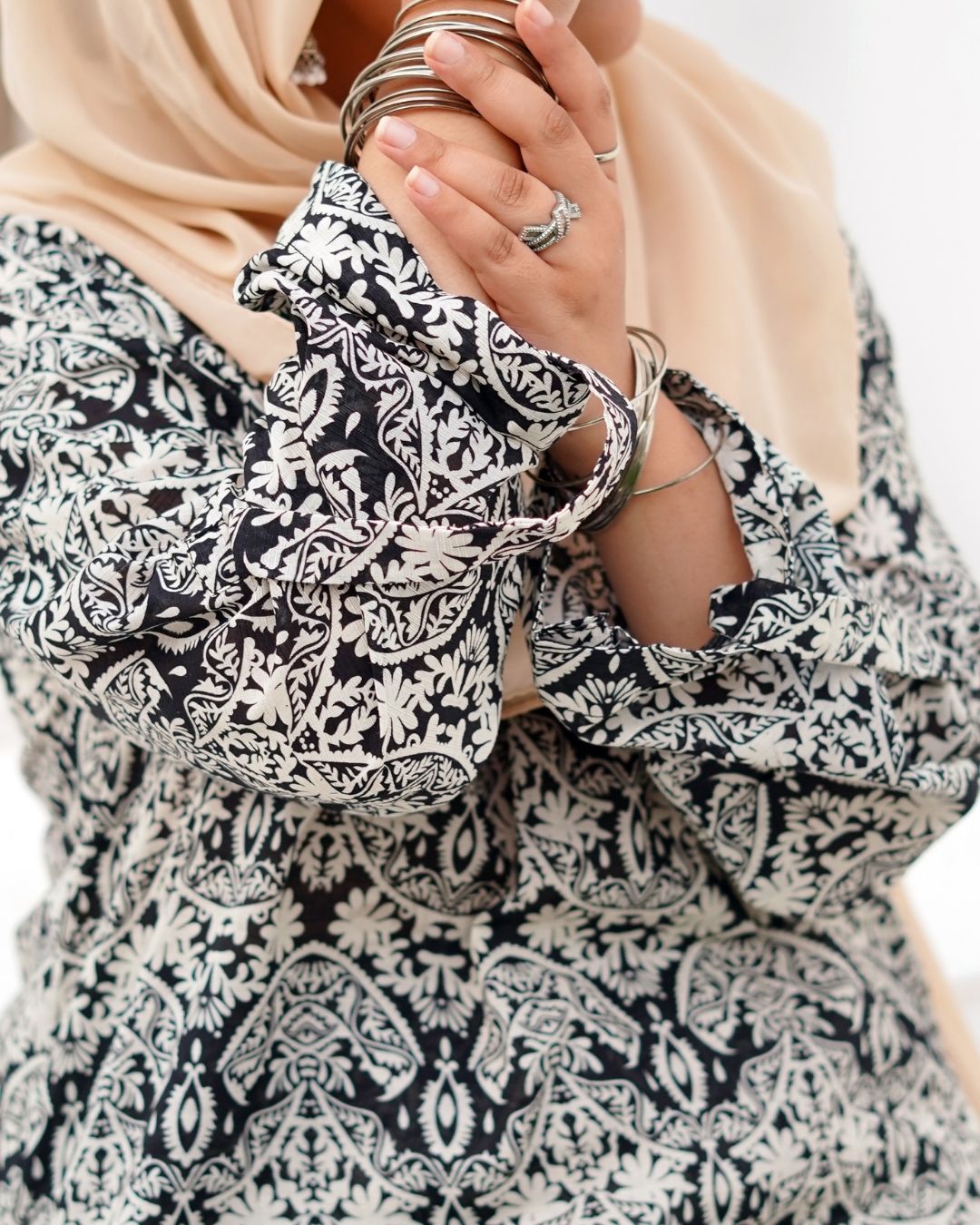 Black Doriya Printed Lawn Suit 2-piece suit trending collection arrival online