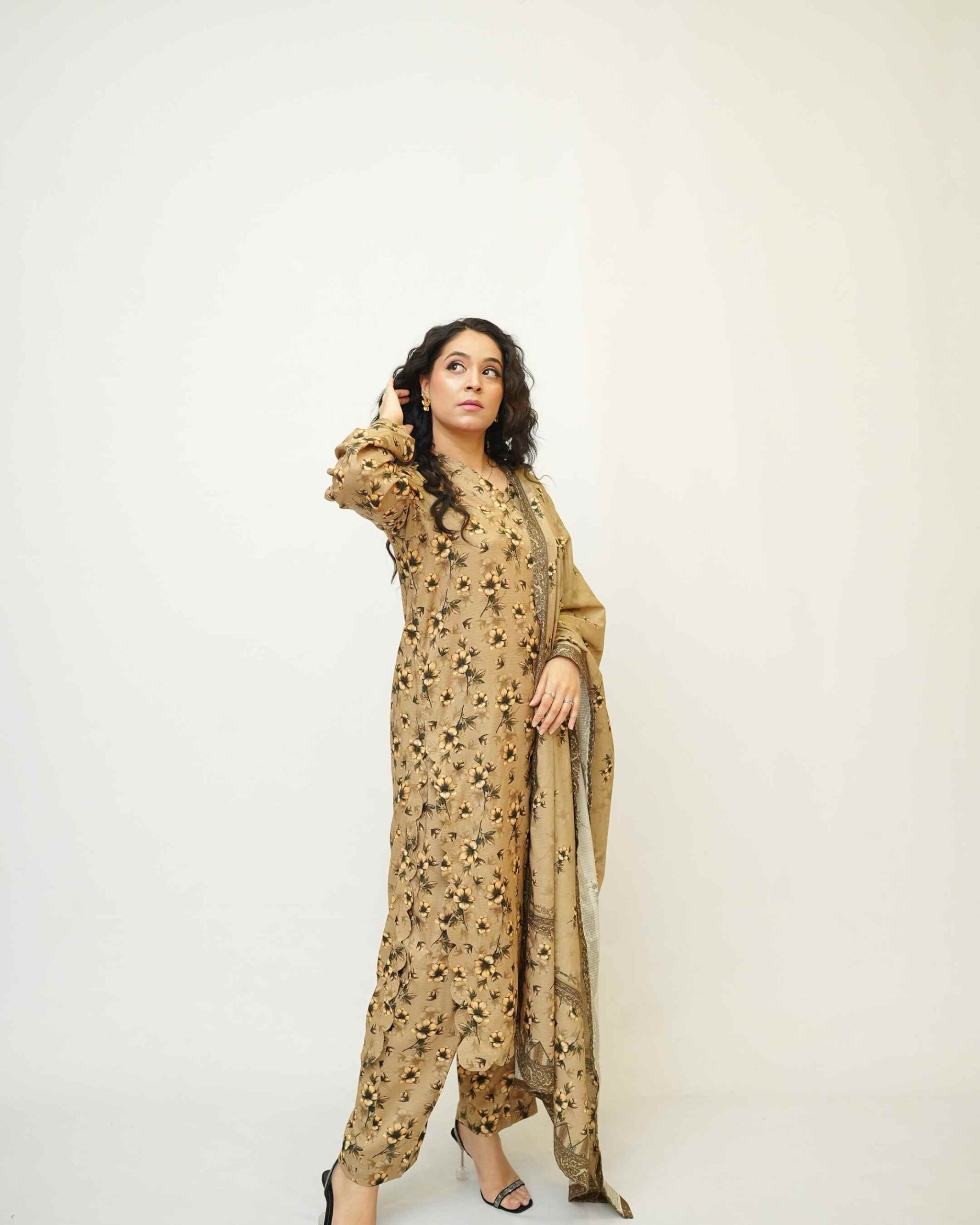 Camel Charm – YASHAM® Premium Slub Linen 3-Piece Printed Suit - Image 3