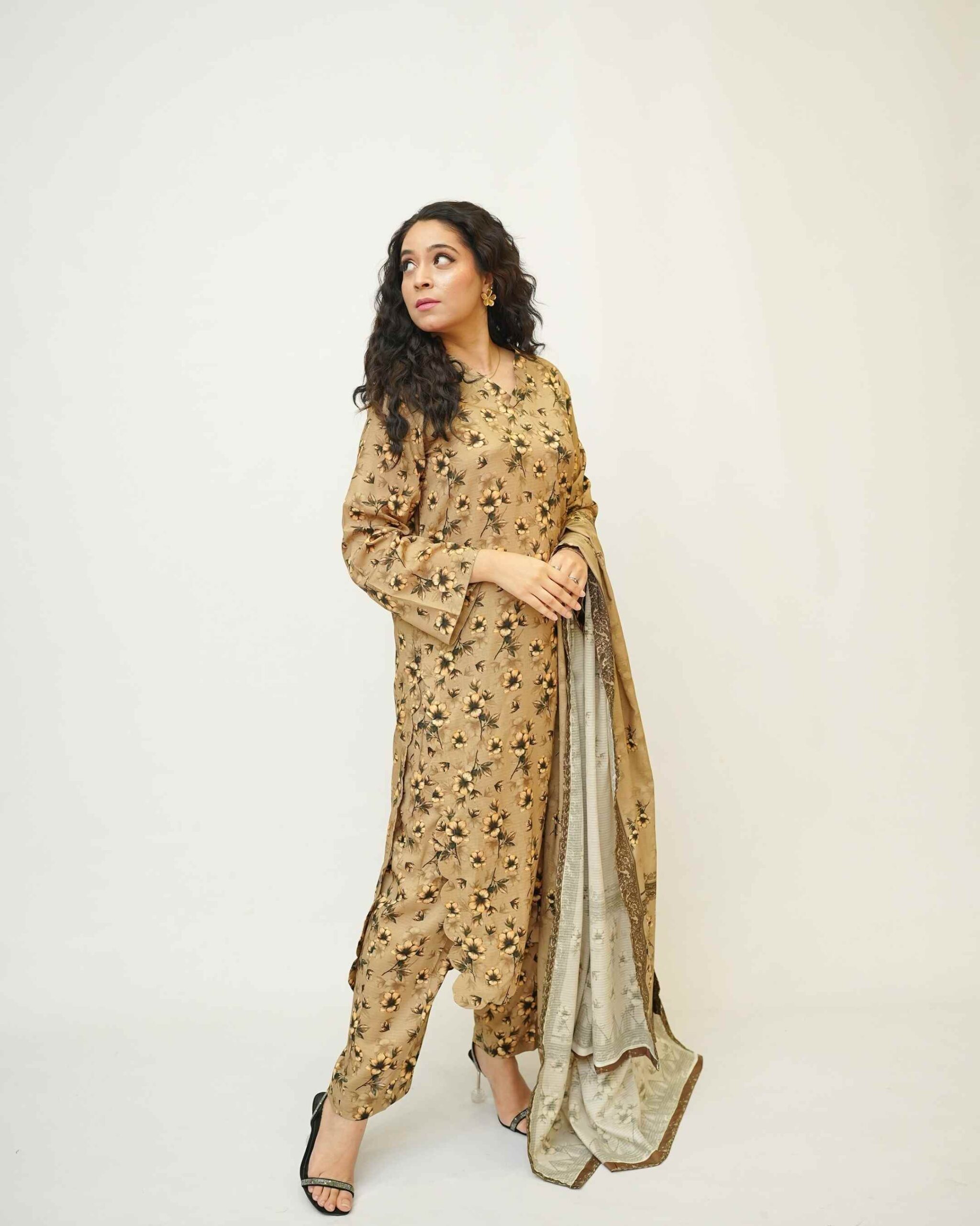 Camel Charm – YASHAM® Premium Slub Linen 3-Piece Printed Suit - Image 12