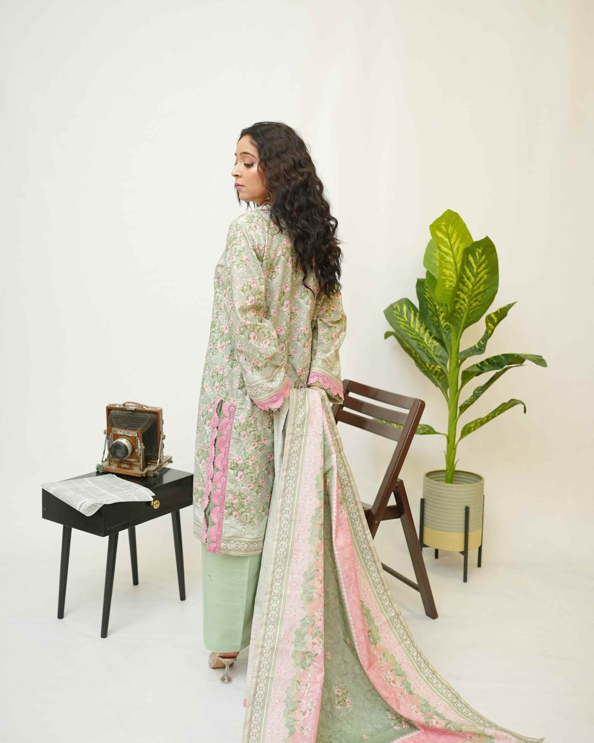 Pista Blush – YASHAM® Premium Khaddar 3-Piece Printed Suit - Image 6