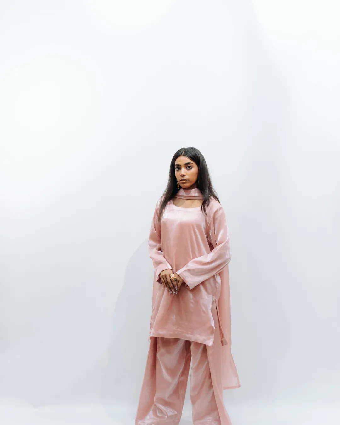 Blush Farshi – YASHAM® Premium Sheesha Silk 3-Piece Suit - Image 11