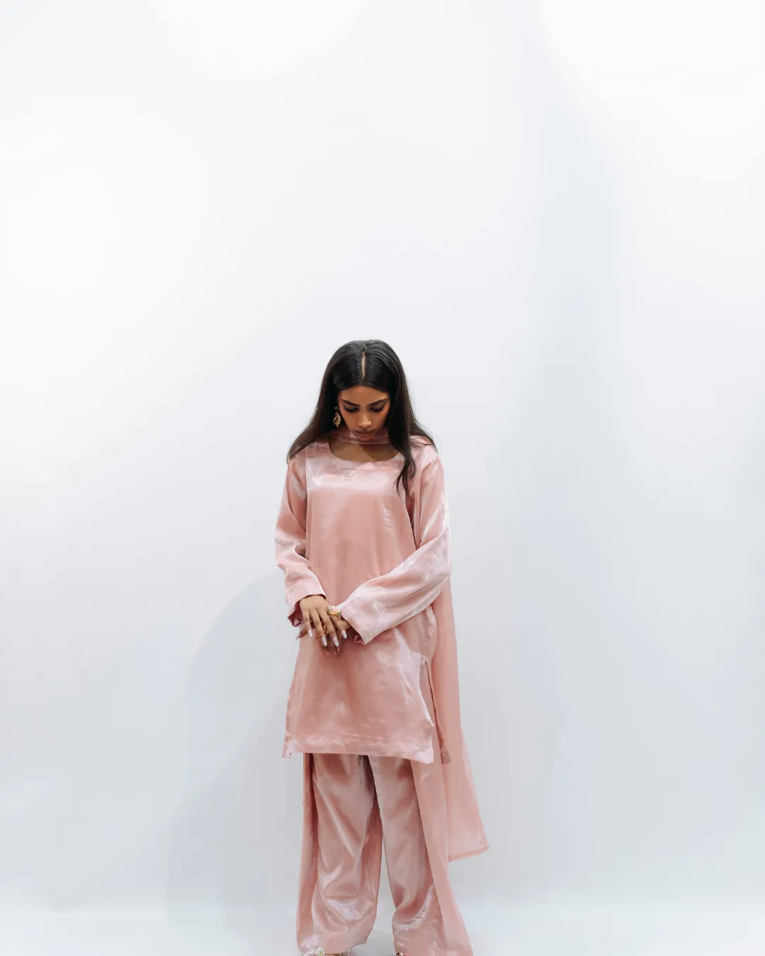 Blush Farshi – YASHAM® Premium Sheesha Silk 3-Piece Suit - Image 13